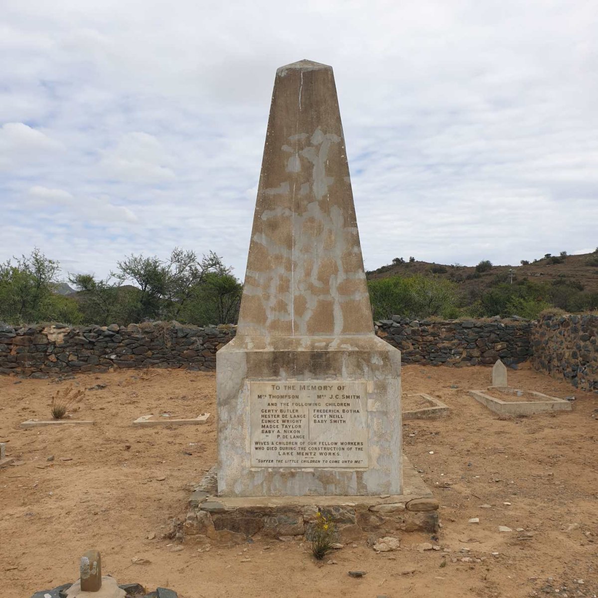 Lake Mentz Memorial_3