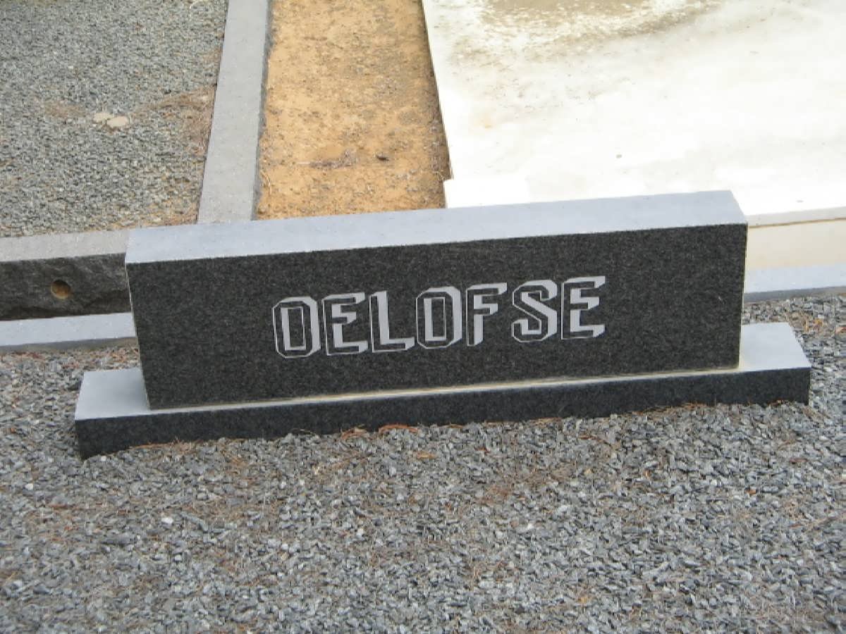 OELOFSE Hendrik Johannes Marthinus 1913-1978 &amp; Francina Magdalena 1918-2003 _1