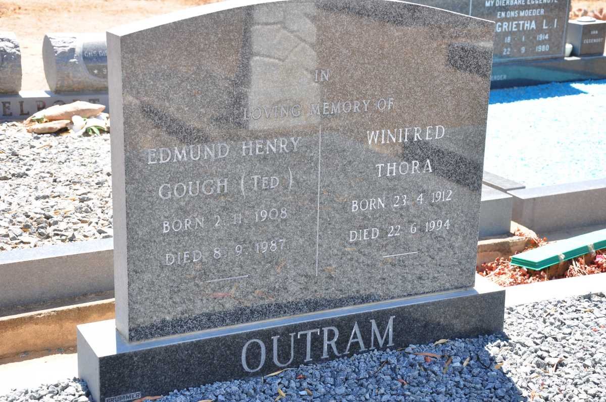 OUTRAM Edmund Henry Gough 1908-1987 &amp; Winifred Thora 1912-1994
