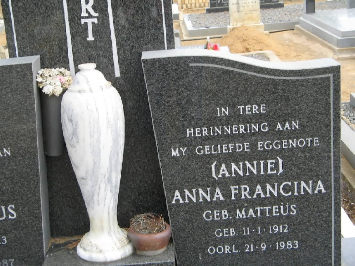 SLABBERT Petrus Gerhardus 1913-1987 &amp; Anna Francina MATTEUS 1912-1983