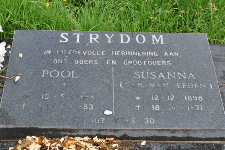 STRYDOM Pool 1898-1983 &amp; Susanna VAN EEDEN 1898-1971