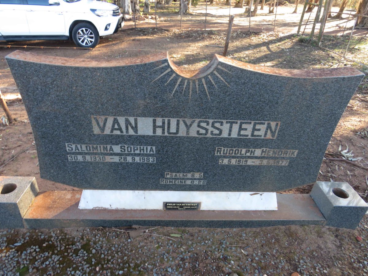 HUYSSTEEN Rudolph Hendrik, van 1919-1977 & Salomina Sophia 1930-1983 :: HUYSSTEEN Philip, van 1953-1997
