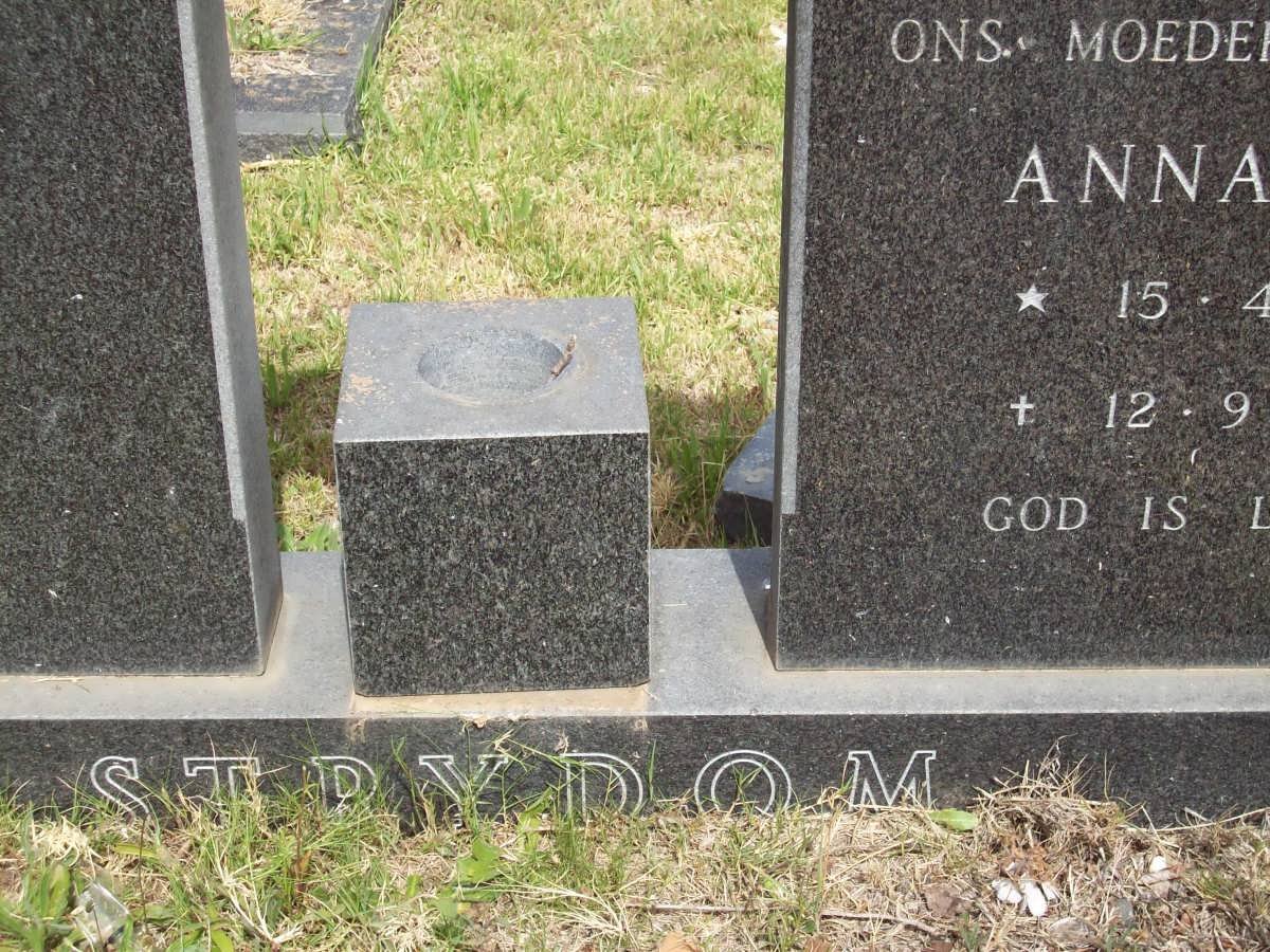 STRYDOM Anna E.C. 1899-1972