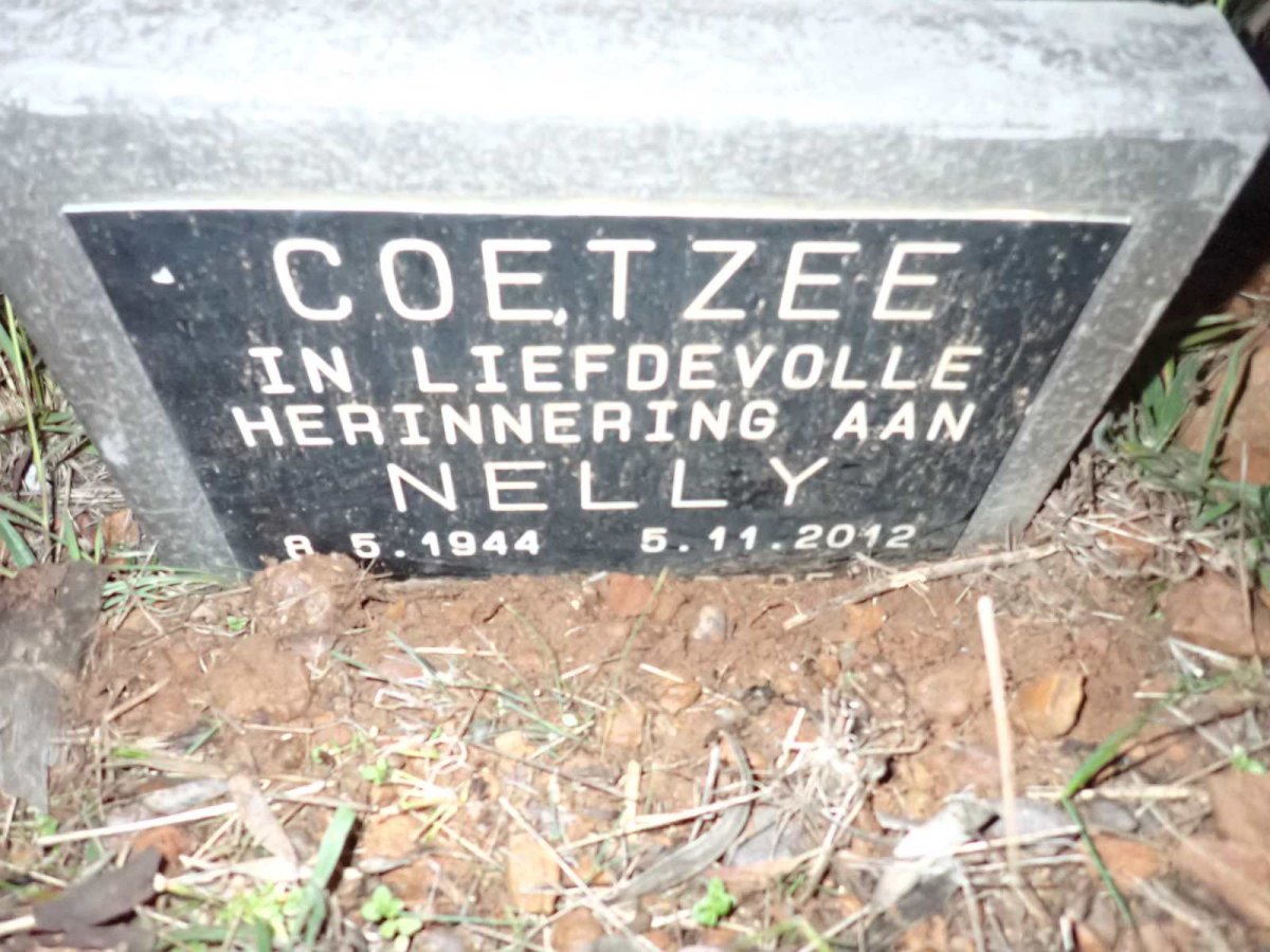 COETZEE Nelly 1944-2012
