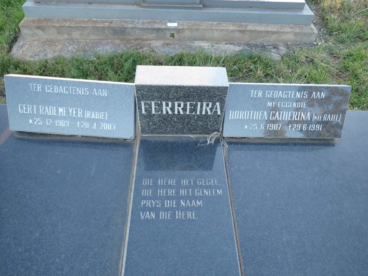 FERREIRA Gert Rademeyer 1909-2003 & Dorothea Catherina RAHL 1907-1991