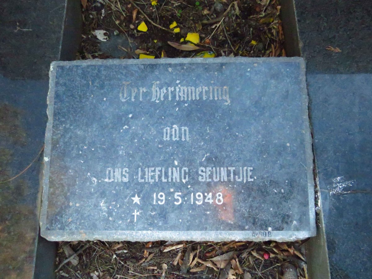 KRITZINGER Daniel 1913-1978 & Martha S.G. 1916-1997 :: KRITZINGER 1948- _2