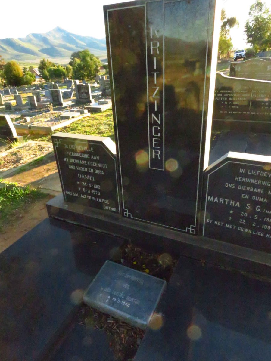 KRITZINGER Daniel 1913-1978 & Martha S.G. 1916-1997 :: KRITZINGER 1948- _1