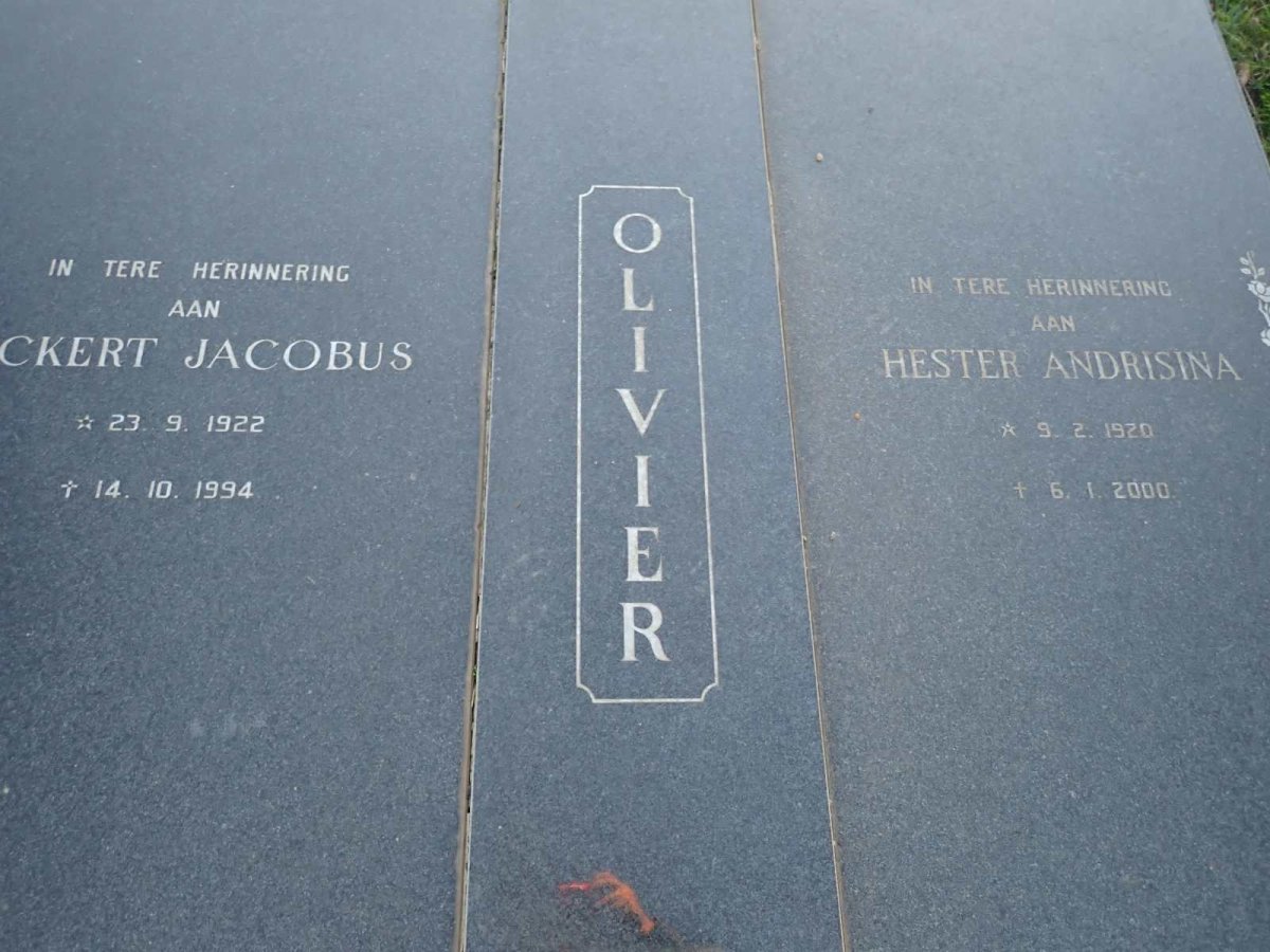 OLIVIER Ockert Jacobus 1922-1994 & Hester Andrisina 1920-2000_1