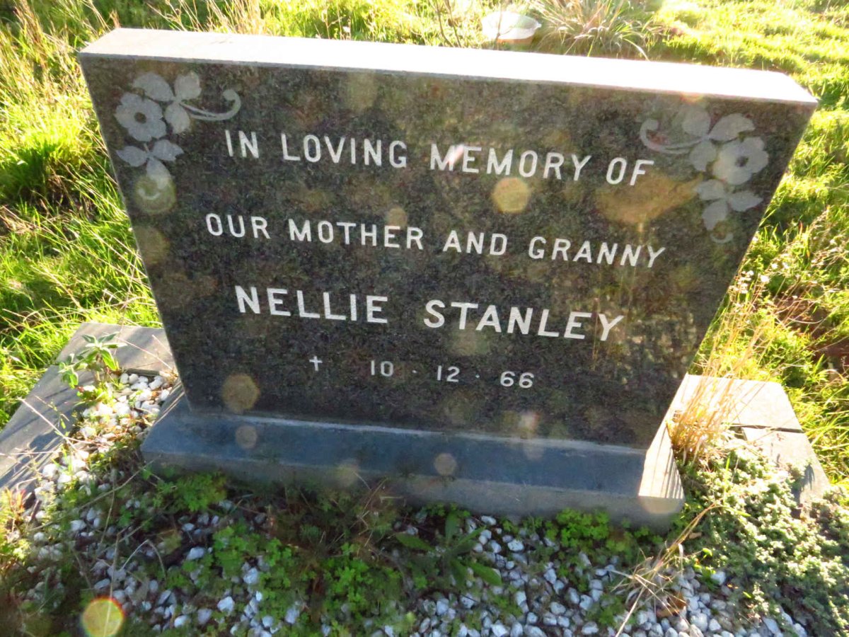STANLEY Nellie -1966
