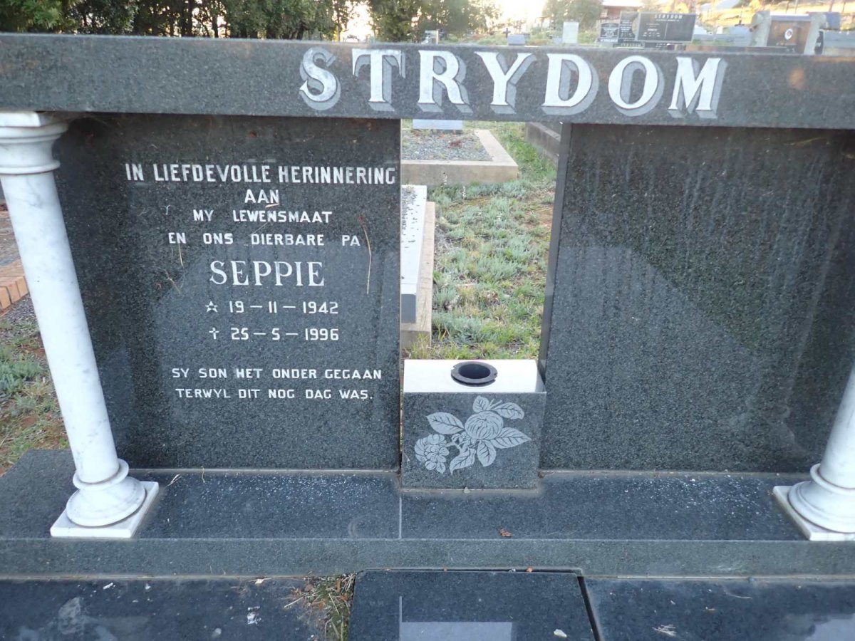 STRYDOM Seppie 1942-1996