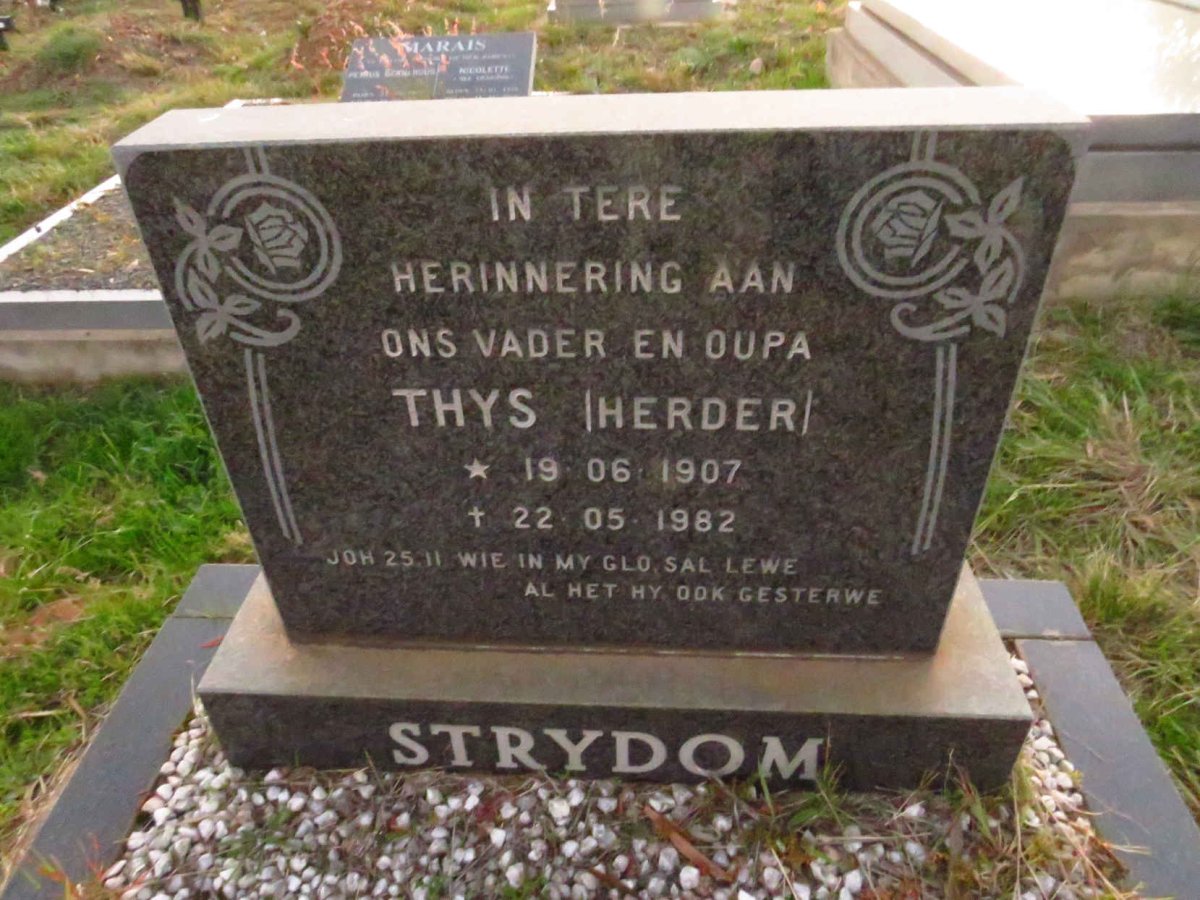 STRYDOM Thys 1907-1982