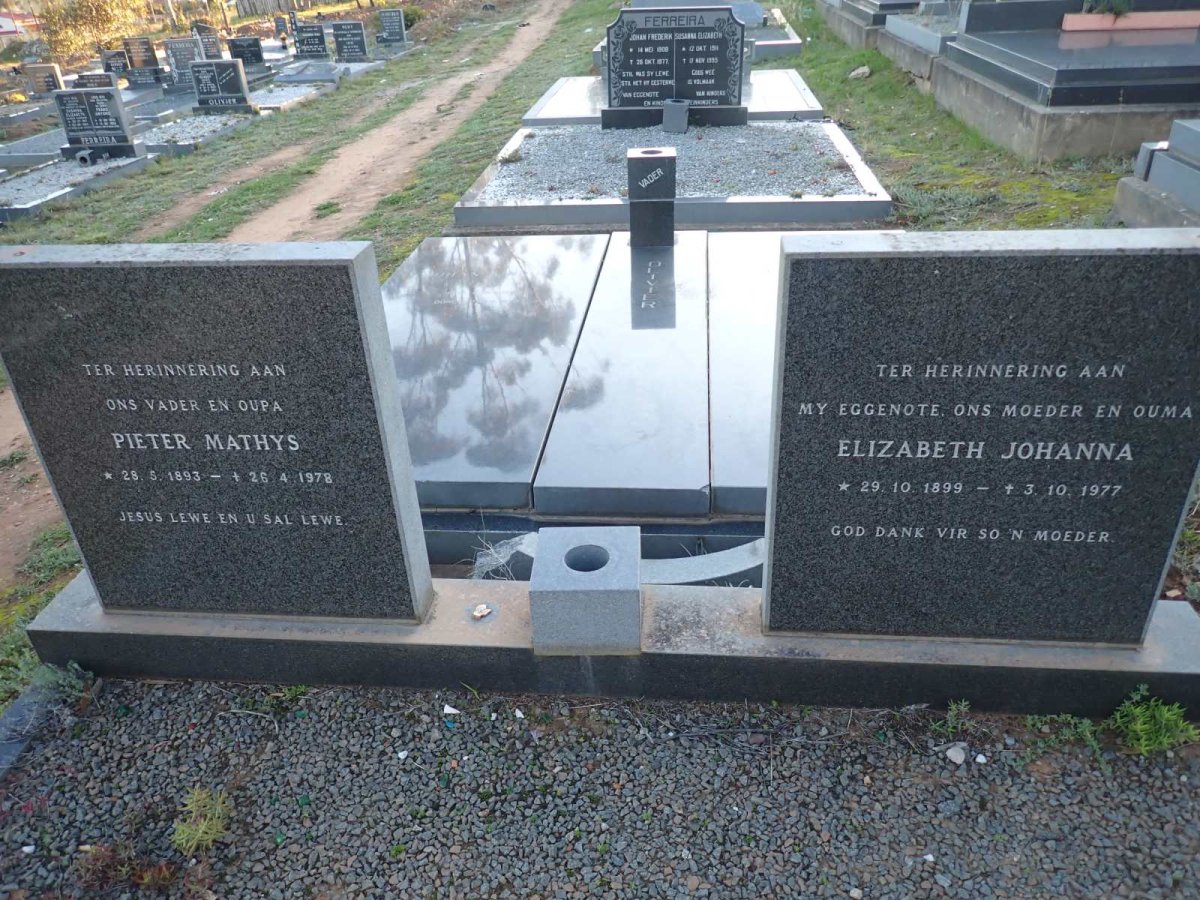 VOSLOO Pieter Mathys 1893-1978 & Elizabeth Johanna 1899-1977 _2