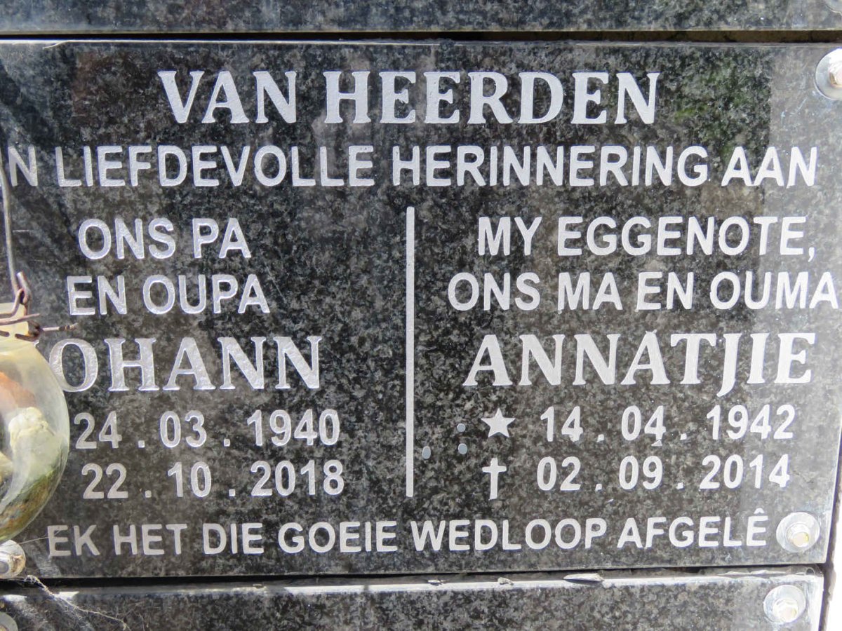 HEERDEN Johann, van 1940-2018 &amp; Annatjie 1942-2014