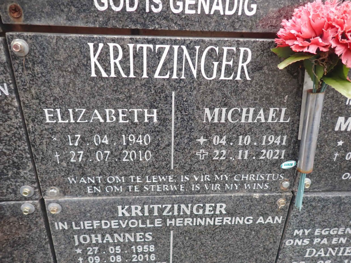 KRITZINGER Michael 1941-2021 &amp; Elizabeth 1940-2010