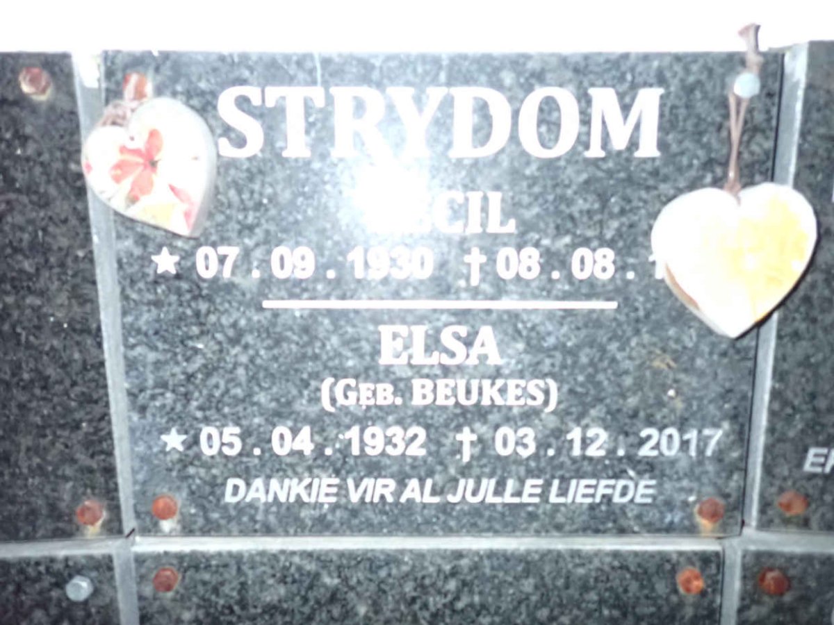 STRYDOM Cecil 1930-1996 &amp; Elsa BEUKES 1932-2017