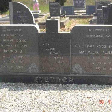 STRYDOM Petrus J. 1895-1973 &amp; Magdalena Alberta 1903-1979