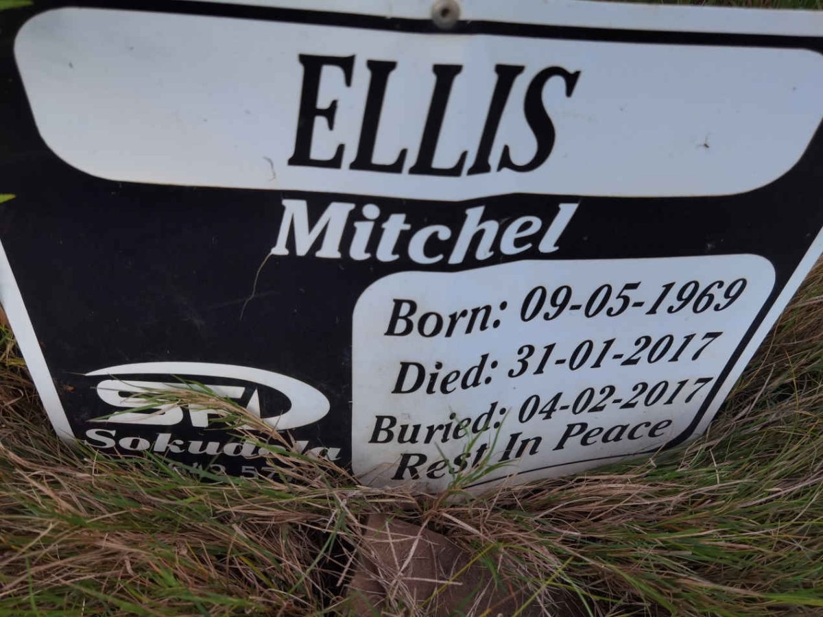 ELLIS Mitchel 1969-2017
