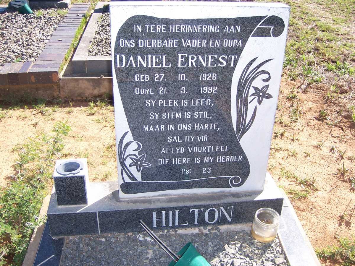 HILTON Daniel Ernest 1926-1992