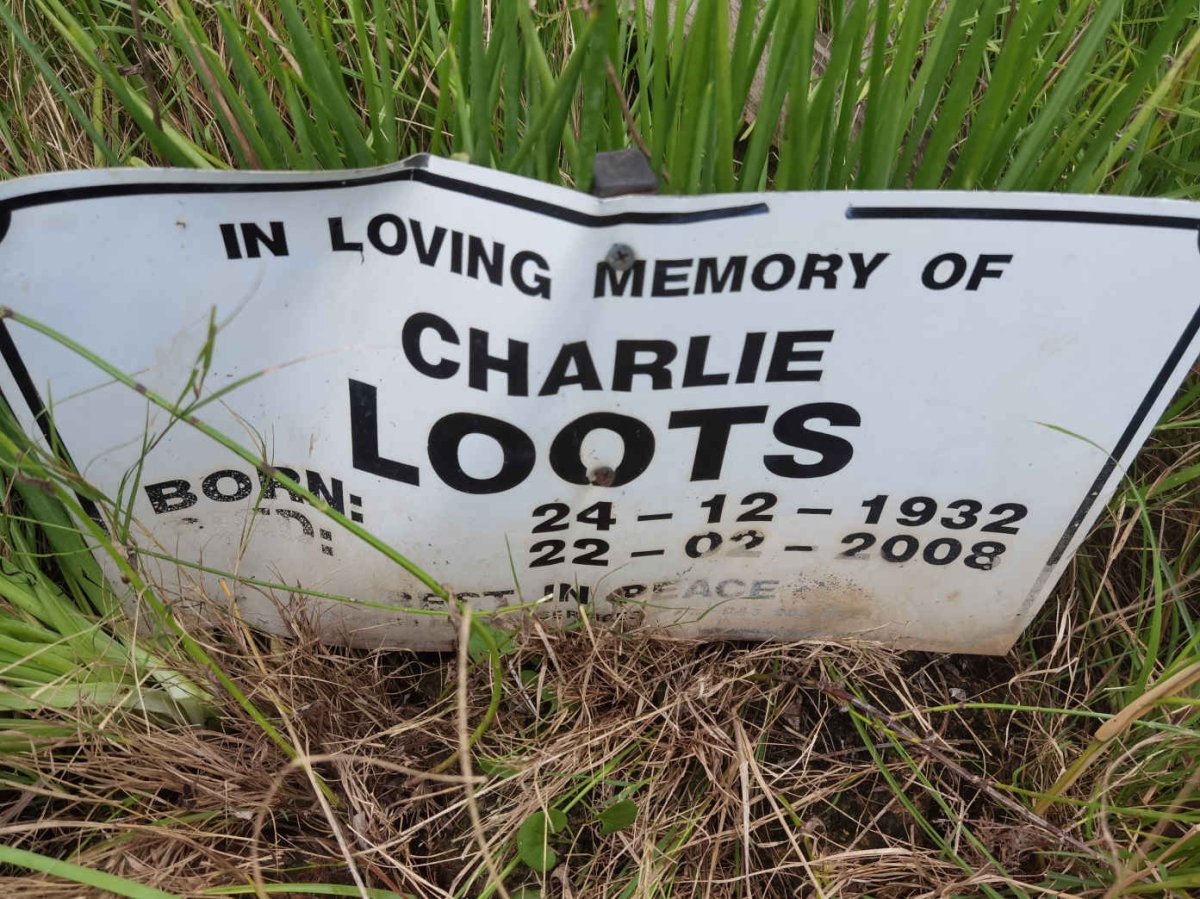 LOOTS Charlie 1932-2008