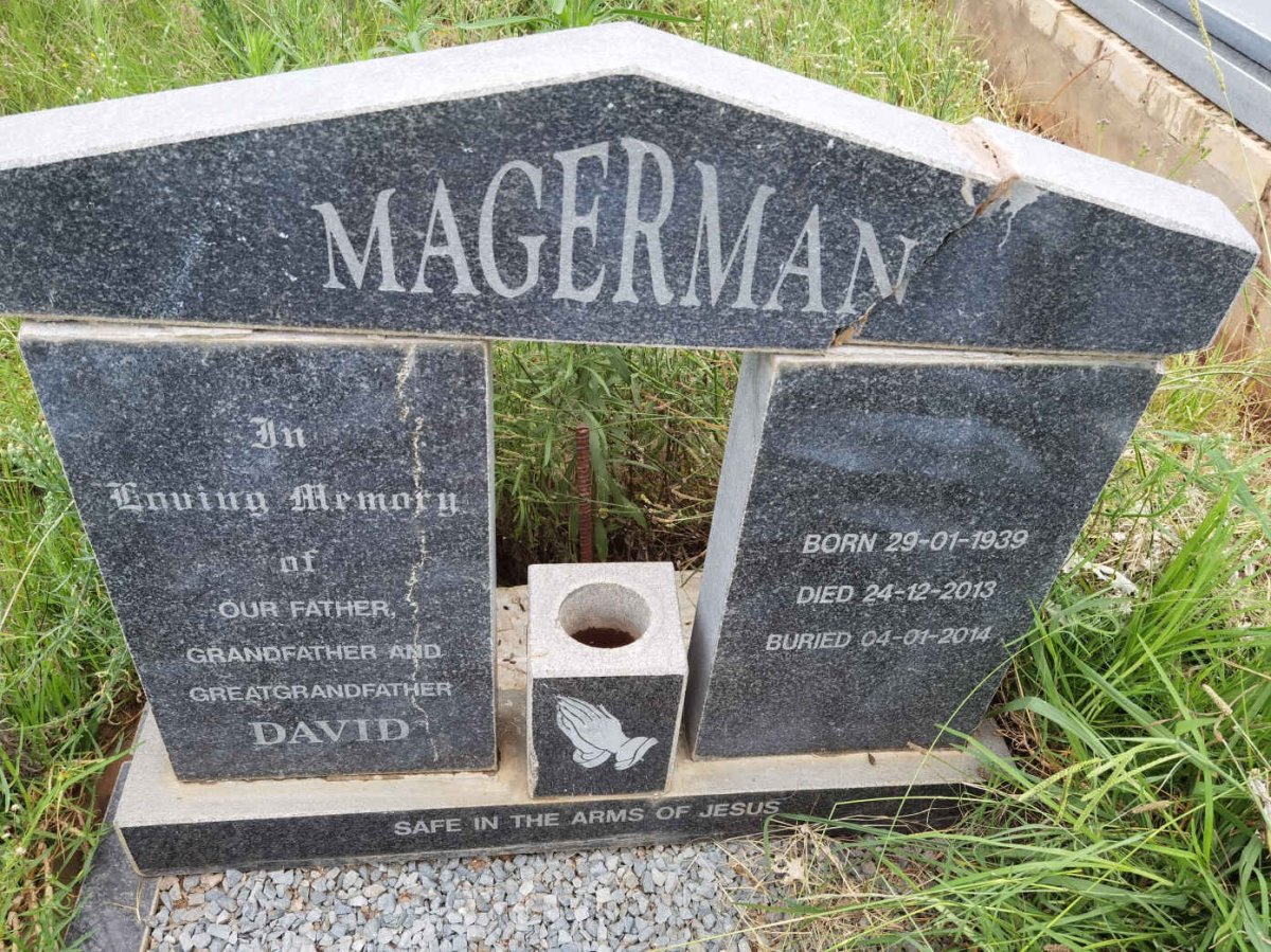 MAGERMAN David 1939-2013