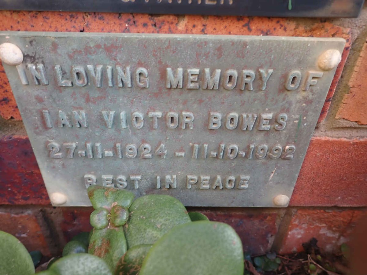 BOWES Ian Victor 1924-1992