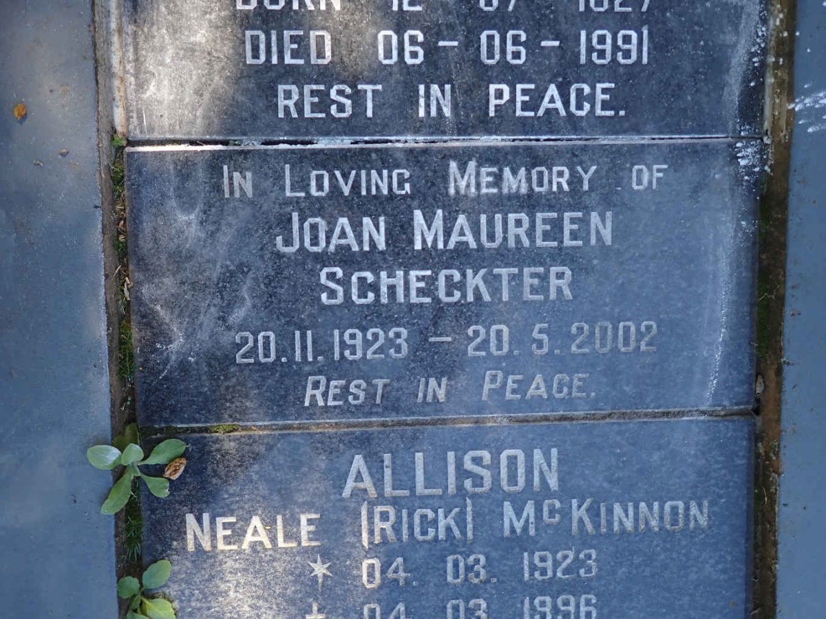 SCHECKTER Joan Maureen 1923-2002