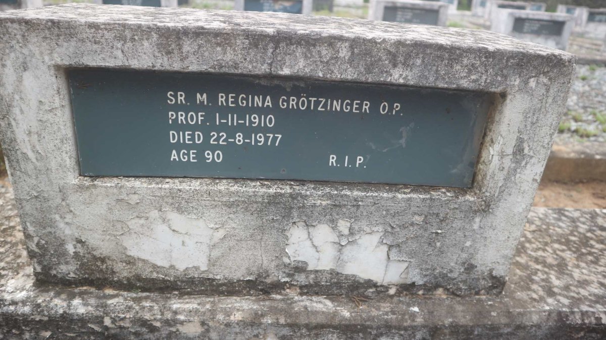 GRÖTZINGER Regina -1977