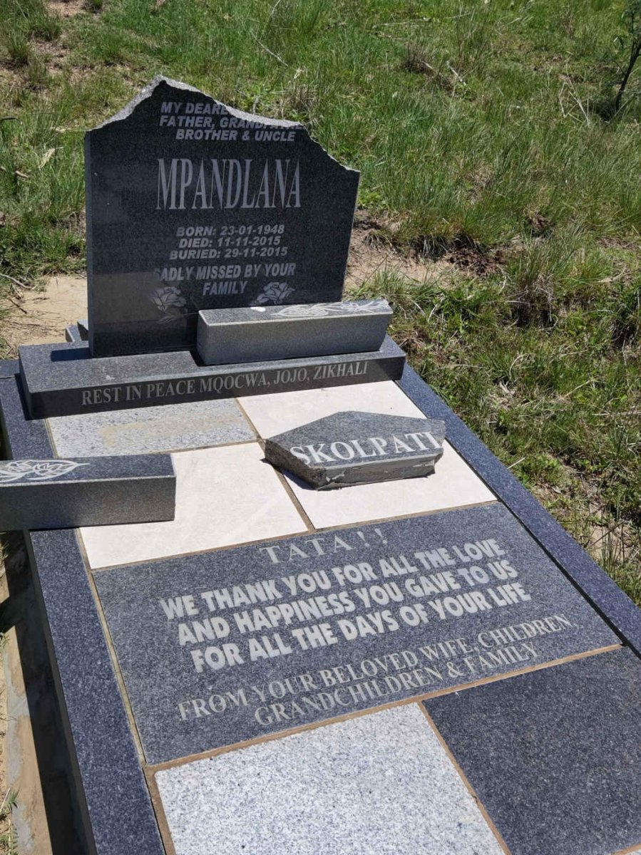 ? Mpandlana 1948-2015