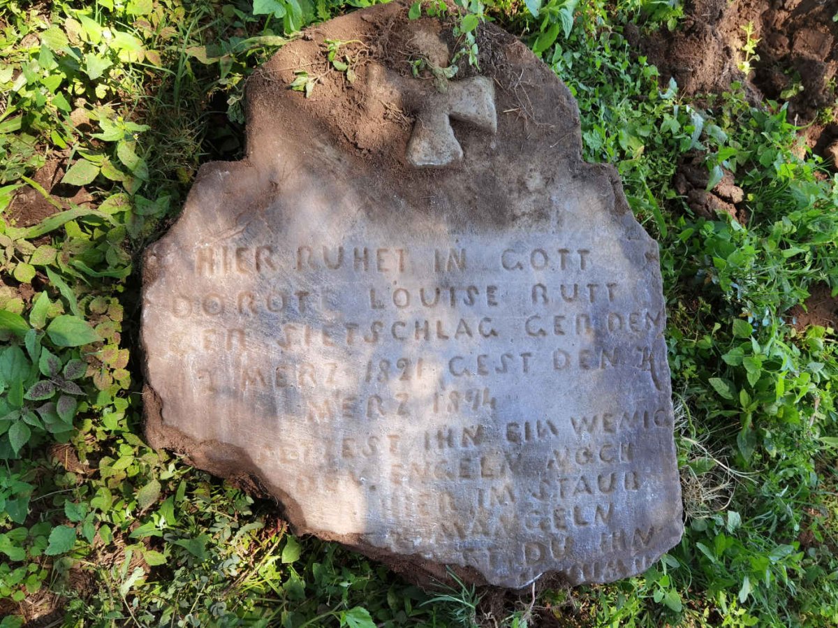 BUTT Dorote Louise 1821-1894