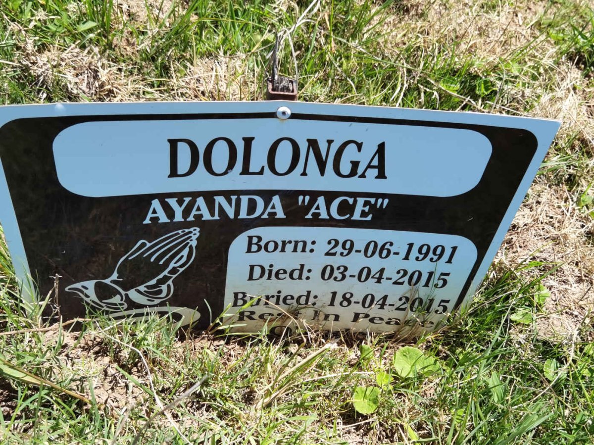 DOLONGA Ayanda 1991-2015
