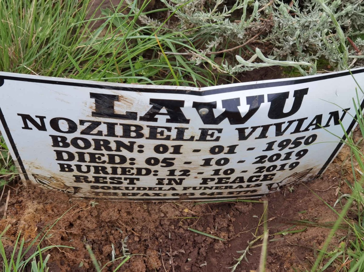 LAWU Nozibele Vivian 1950-2019