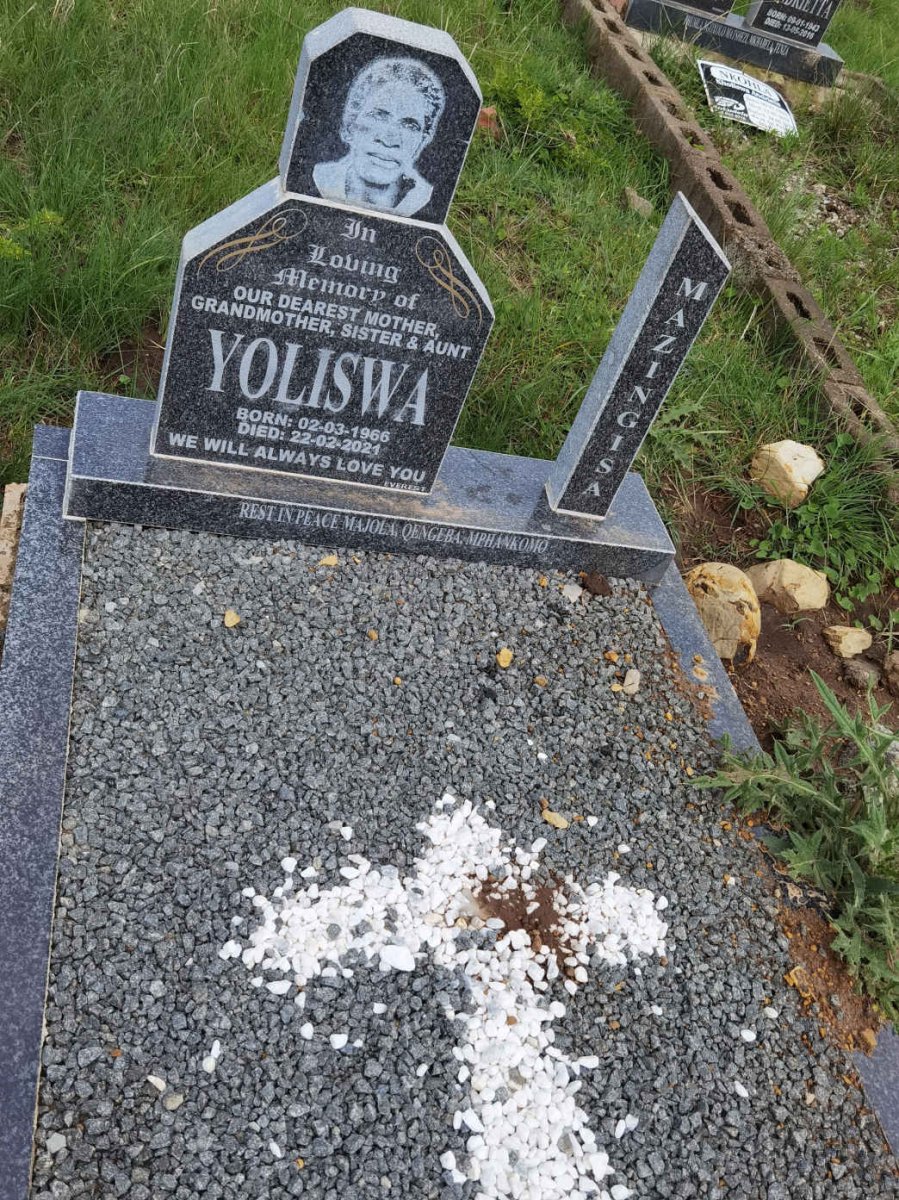 MAZINGISA Yoliswa 1966-2021