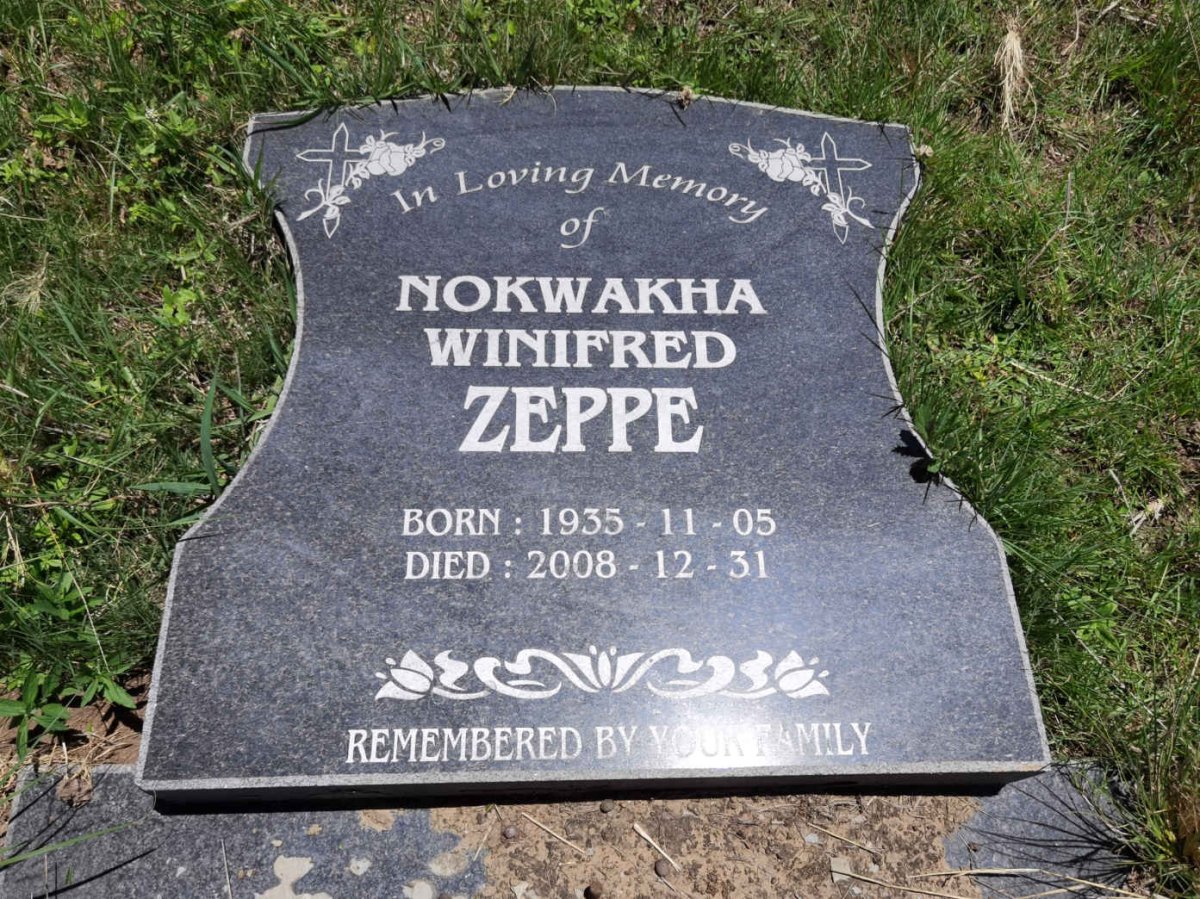 ZEPPE Nokwakha Winifred 1935-2008