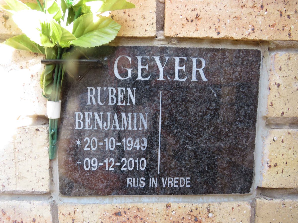 GEYER Ruben Benjamin 1949-2010