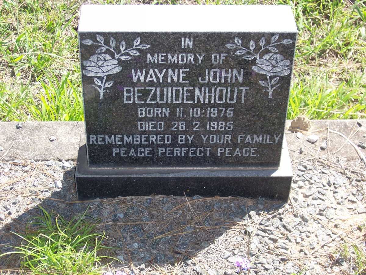 BEZUIDENHOUT Wayne John 1975-1985