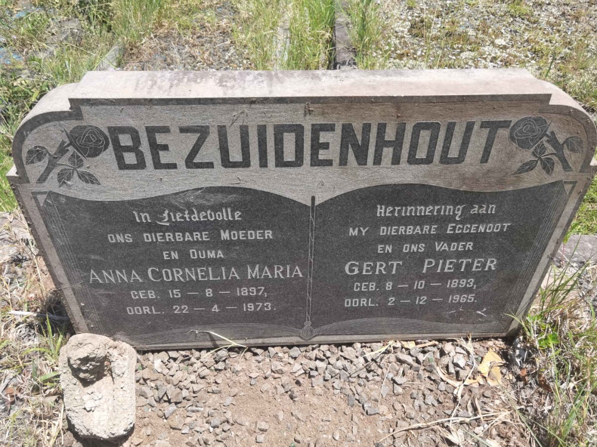 BEZUIDENHOUT Gert Pieter 1893-1965 &amp; Anna Cornelia Maria 1897-1973