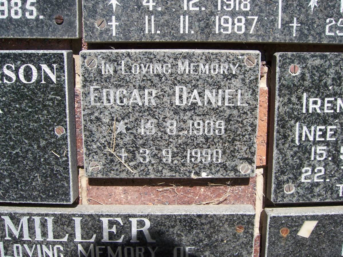 DANIEL Edgar 1909-1990