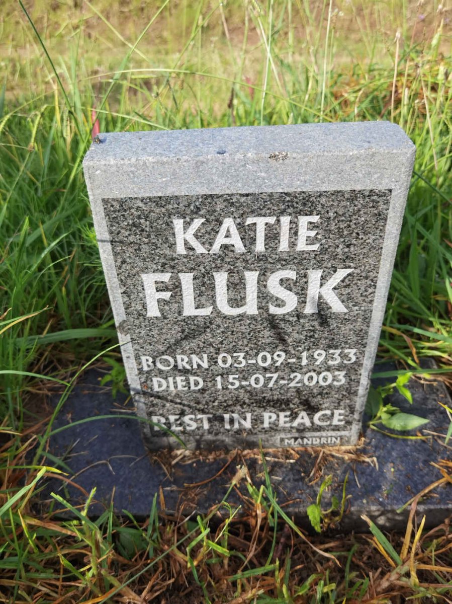FLUSK Katie 1933-2003