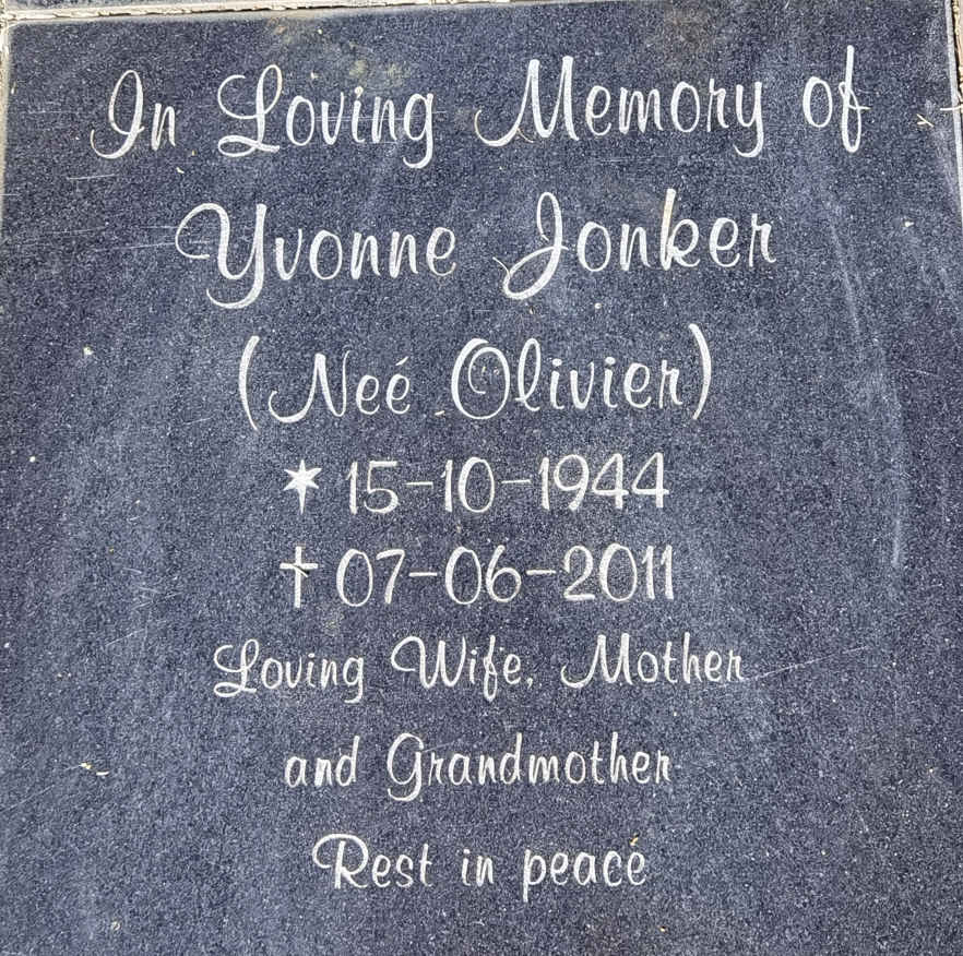 JONKER Yvonne nee OLIVIER 1944-2011
