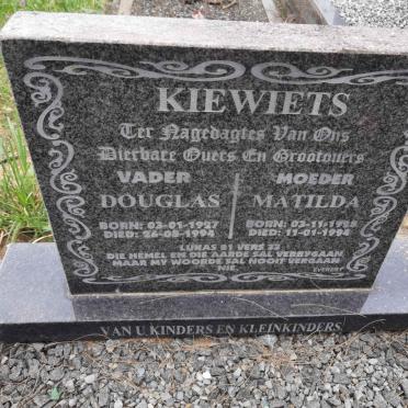 KIEWIETS Douglas 1927-1994 &amp; Matilda 1928-1994