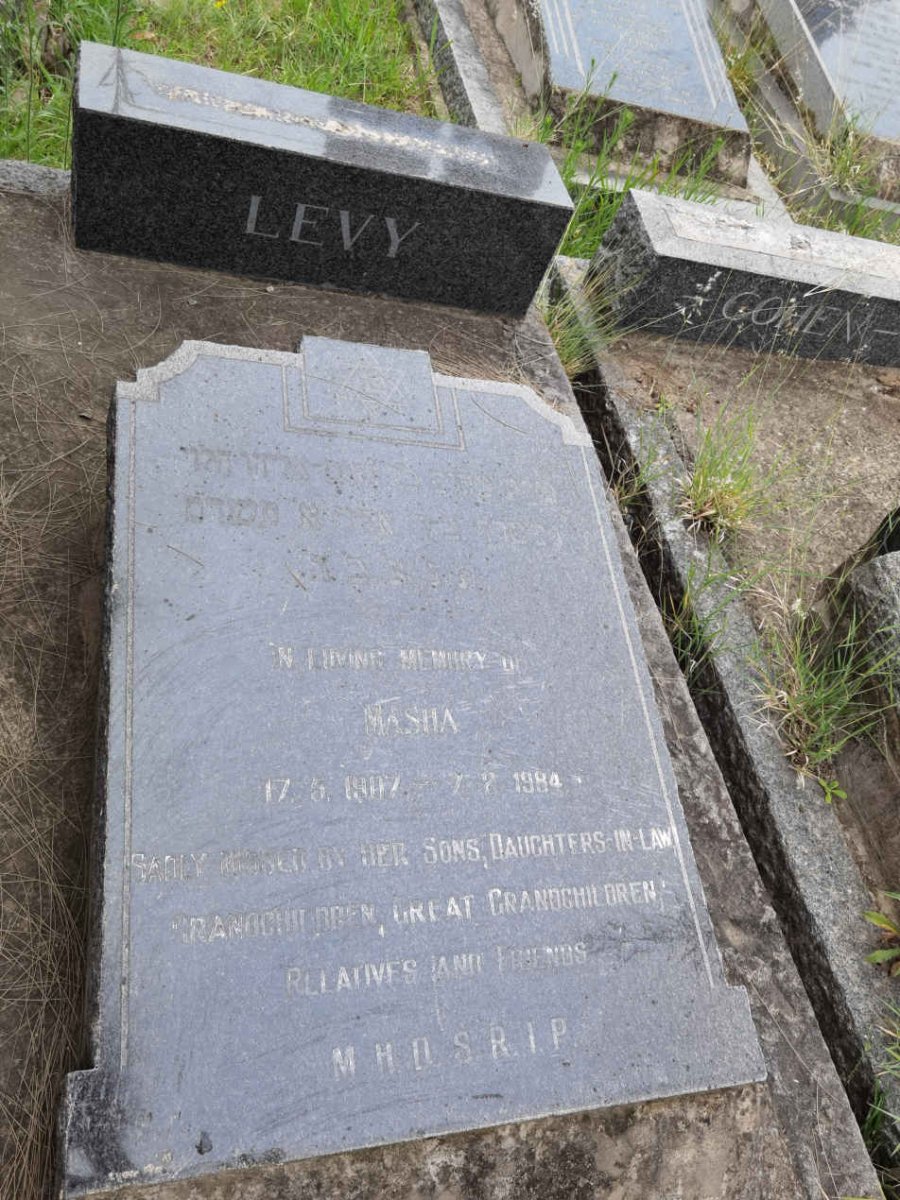 LEVY Masha 1907-1984