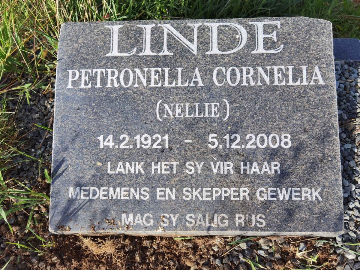 LINDE Petronella Cornelia 1921-2008