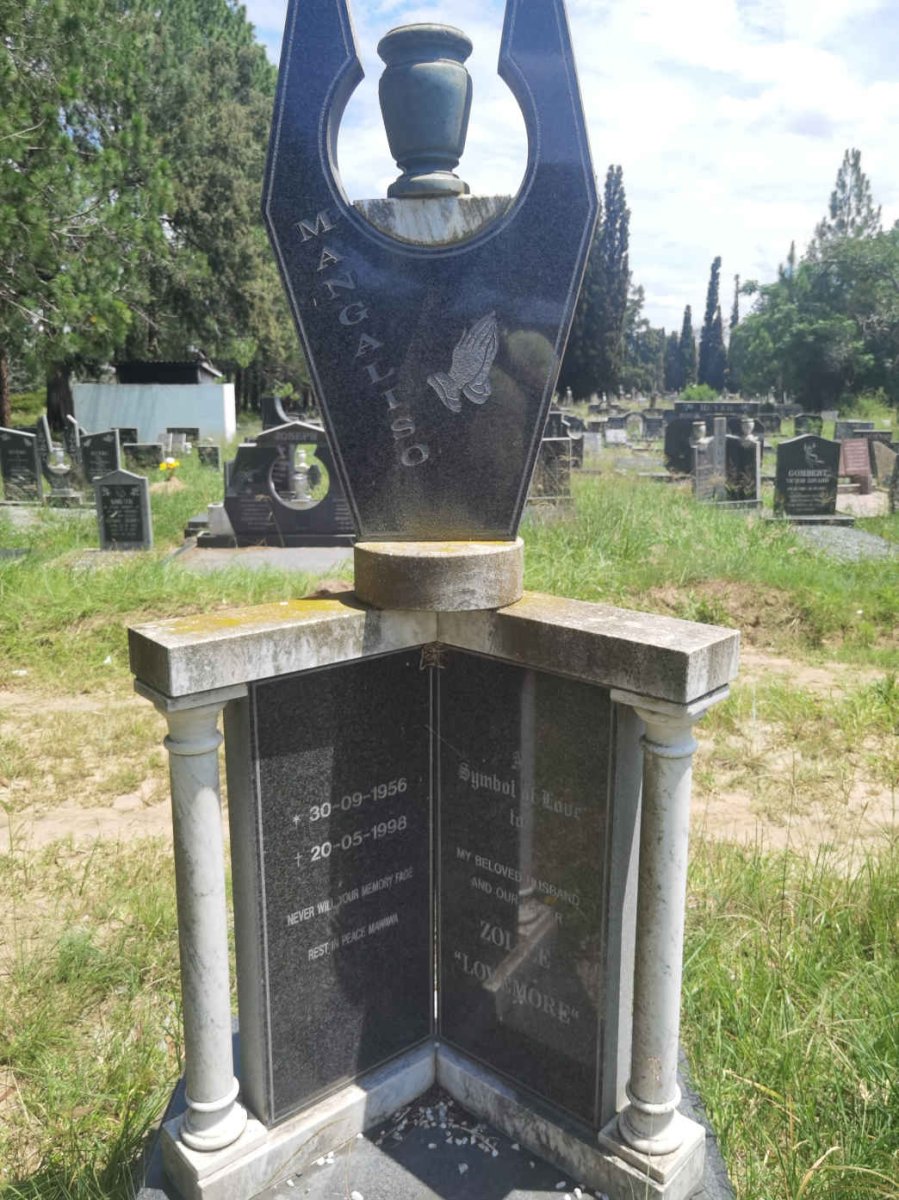 MANGALISO Zolile 1956-1998