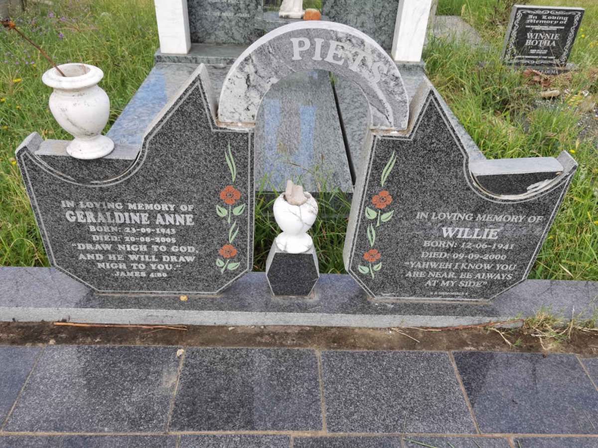 PIETS Willie 1941-2000 &amp; Geraldine Anne 1943-2005