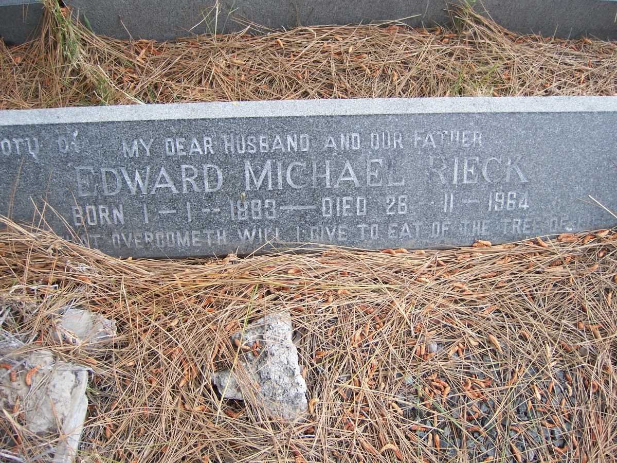 RIECK Edward Michael 1883-1964 &amp; Friedericke Matilda 1903-1988