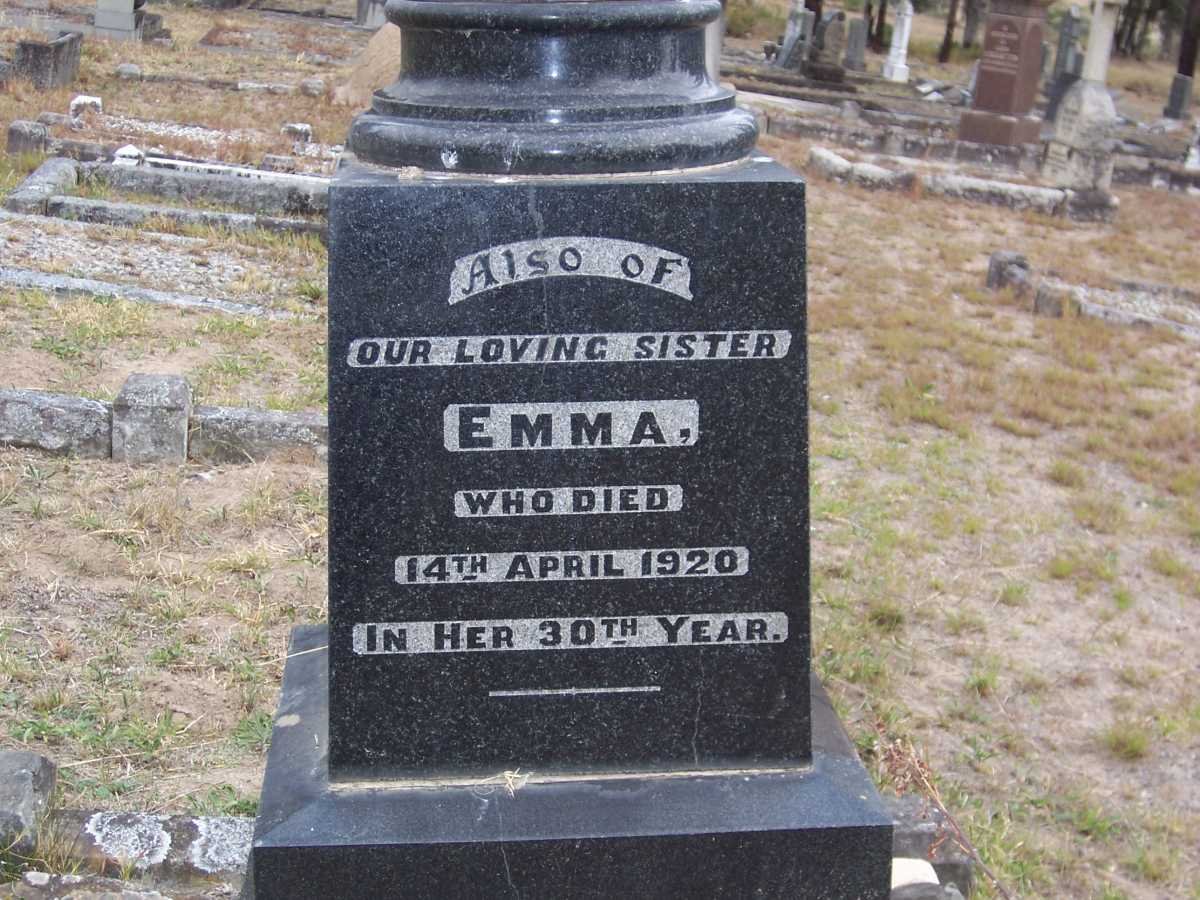 RUST Emma -1920