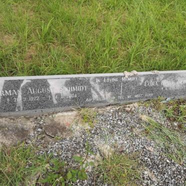 SCHMIDT Herman August 1922-2004 &amp; Cora Olive JACOBS 1933-1990