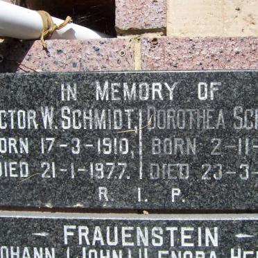 SCHMIDT Victor W. 1910-1977 &amp; Dorothea 1915-1989