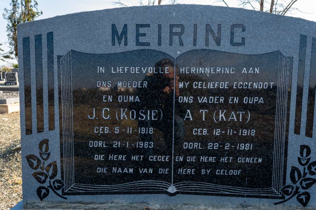 MEIRING A.T. 1918-1981 &amp; J.C. 1918-1983