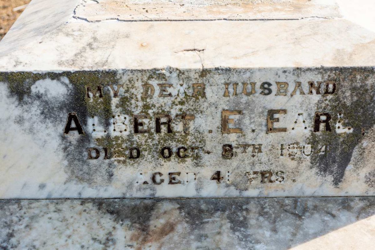 EARL Albert E. -1904